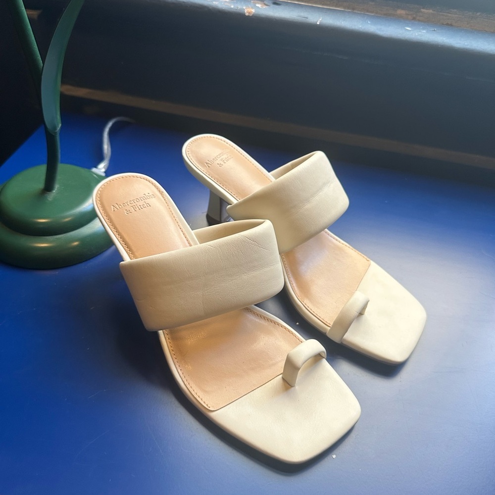 Women's Cream Sandal Heels